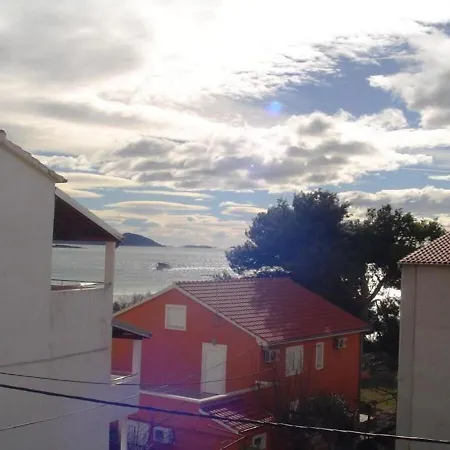 Nebo Appartamento Pakoštane